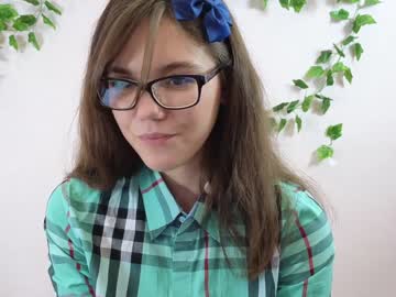 girl
        teresabriggs cam image #2227364