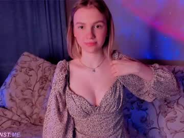 girl
        melondama cam image #311629