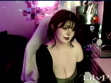 girl
        lilypixel cam image #2505710