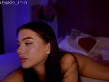 girl
        jacky_smith cam image #2073611