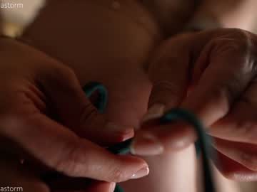 girl
        alejastorm cam image #1775342