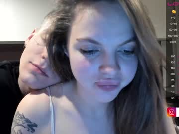 couple
        lovefun58 cam image #1002307
