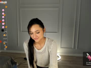 girl
        sweetfox_365 cam image #1998891