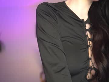 girl
        sophia_lean cam image #1724131
