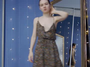 girl
        kriskras__ cam image #1037579