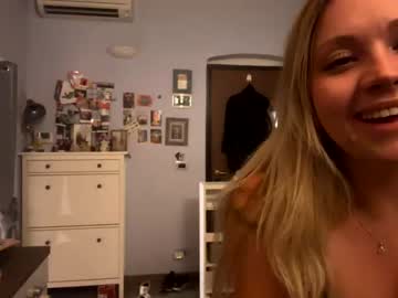 girl Milf & Teen Sex Cam Girls with kirraanette