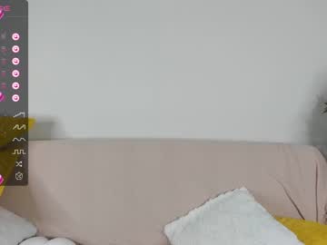 girl
        amilia4u cam image #2536845
