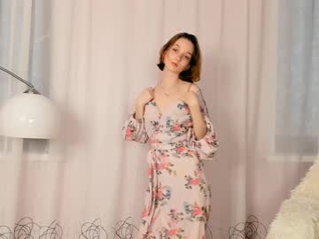 girl
        constancefyr cam image #1889408