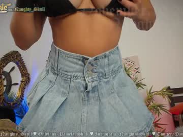 girl
        naughty_skull cam image #2821519