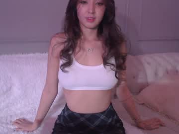 girl
        sarasuo cam image #2142632