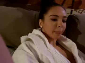 girl
        stacimarierose cam image #156253
