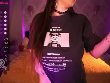 girl
        tipssiwave cam image #1679328
