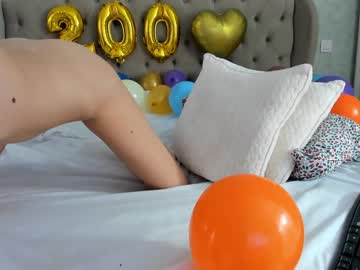girl
        saradimond cam image #1043591
