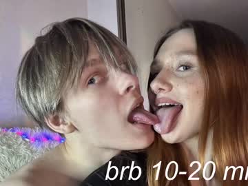 couple
        kristal50k cam image #2627787