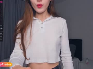 girl
        minnietammy cam image #2403223