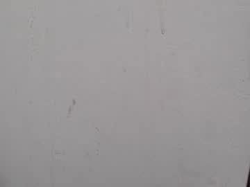 girl
        your_madhurricane cam image #2299526