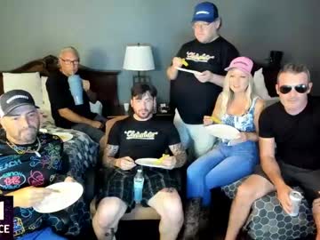 couple
        whaaaaaaaat cam image #2190860