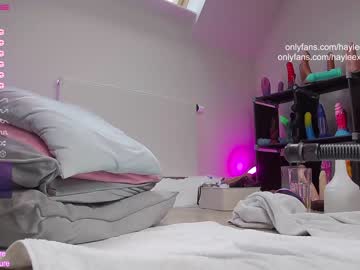 girl
        hayleex cam image #1977961