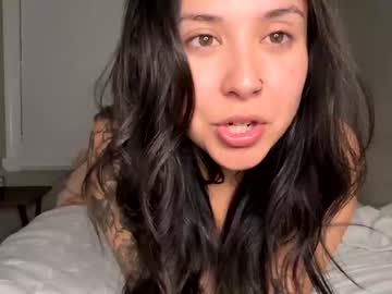 girl
        juicy_latina96 cam image #2996386