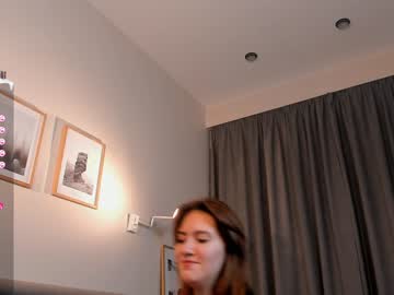 girl
        annaparks cam image #3113423