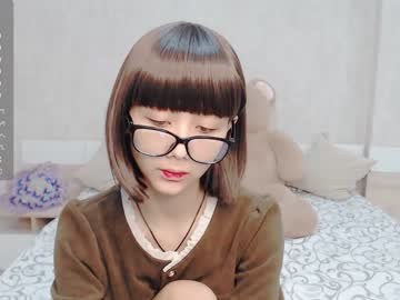 girl
        little_yena cam image #3017385
