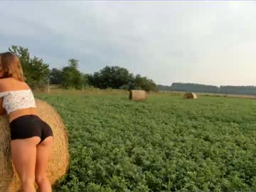 couple
        davids_angelsxxx cam image #2263505