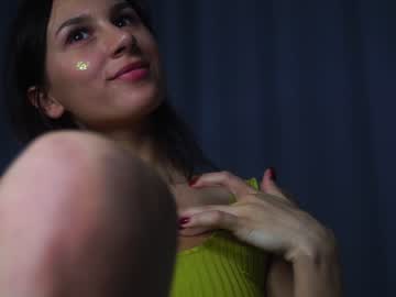 girl
        cassandra_diaz cam image #3264921
