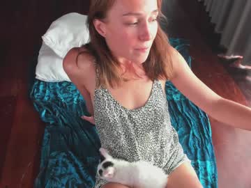 girl
        click_shlick cam image #64049