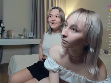 couple Milf & Teen Sex Cam Girls with chase_case