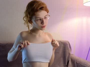 girl
        llesslie cam image #2868313