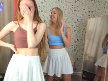 couple
        cassie_palmer cam image #2236077