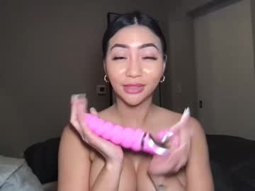 girl Milf & Teen Sex Cam Girls with kiraaaxo