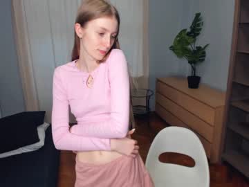 girl
        evamatthews cam image #871785