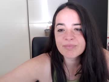 girl
        melaniebiche cam image #3382336