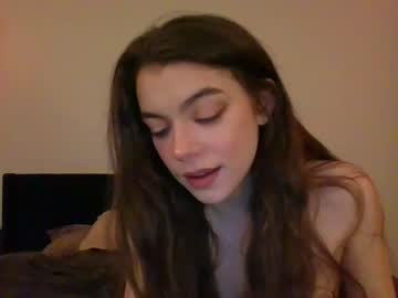 girl
        rosegold18 cam image #545878