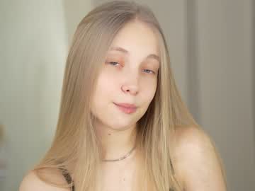 girl
        appr0ved cam image #3392573