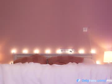 girl
        sexxylorry cam image #3353180