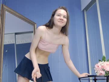 girl
        kriskras__ cam image #2092366