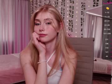 girl
        vonnalein cam image #1912445