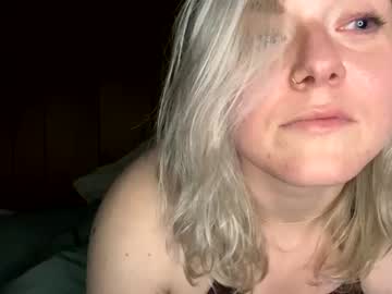 girl
        vml1989 cam image #3253133