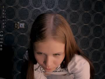 girl
        eleanorspencer cam image #2950634