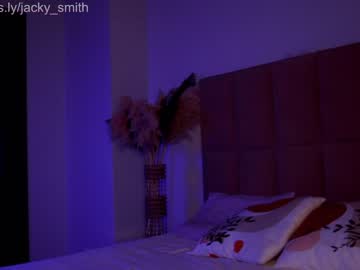 girl
        jacky_smith cam image #2203693