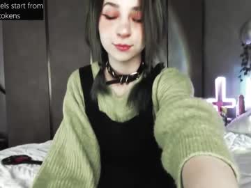 girl
        b0poo cam image #695731
