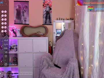 girl
        yourcutewaifu cam image #2329601