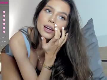 girl
        isia_slay cam image #740149