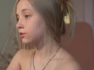 girl
        appr0ved cam image #3335519