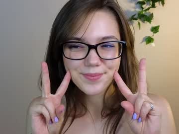 girl
        teresabriggs cam image #2572510