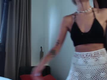 girl
        cherry_beauty cam image #1092482