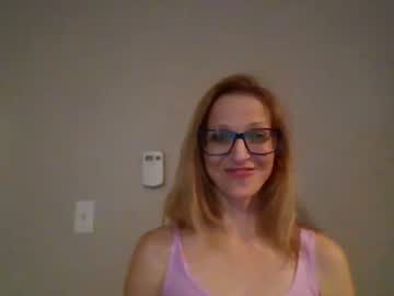 couple
        cumguzzlin23 cam image #3413157