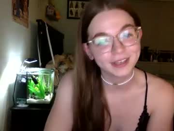 girl
        amberbunny1 cam image #1825337
